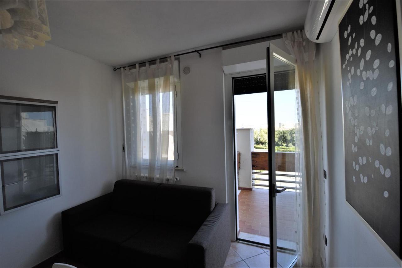 Le Residenze Di Santa Costanza - Mirto/Corbezzolo Aparthotel Сан Винченцо Екстериор снимка