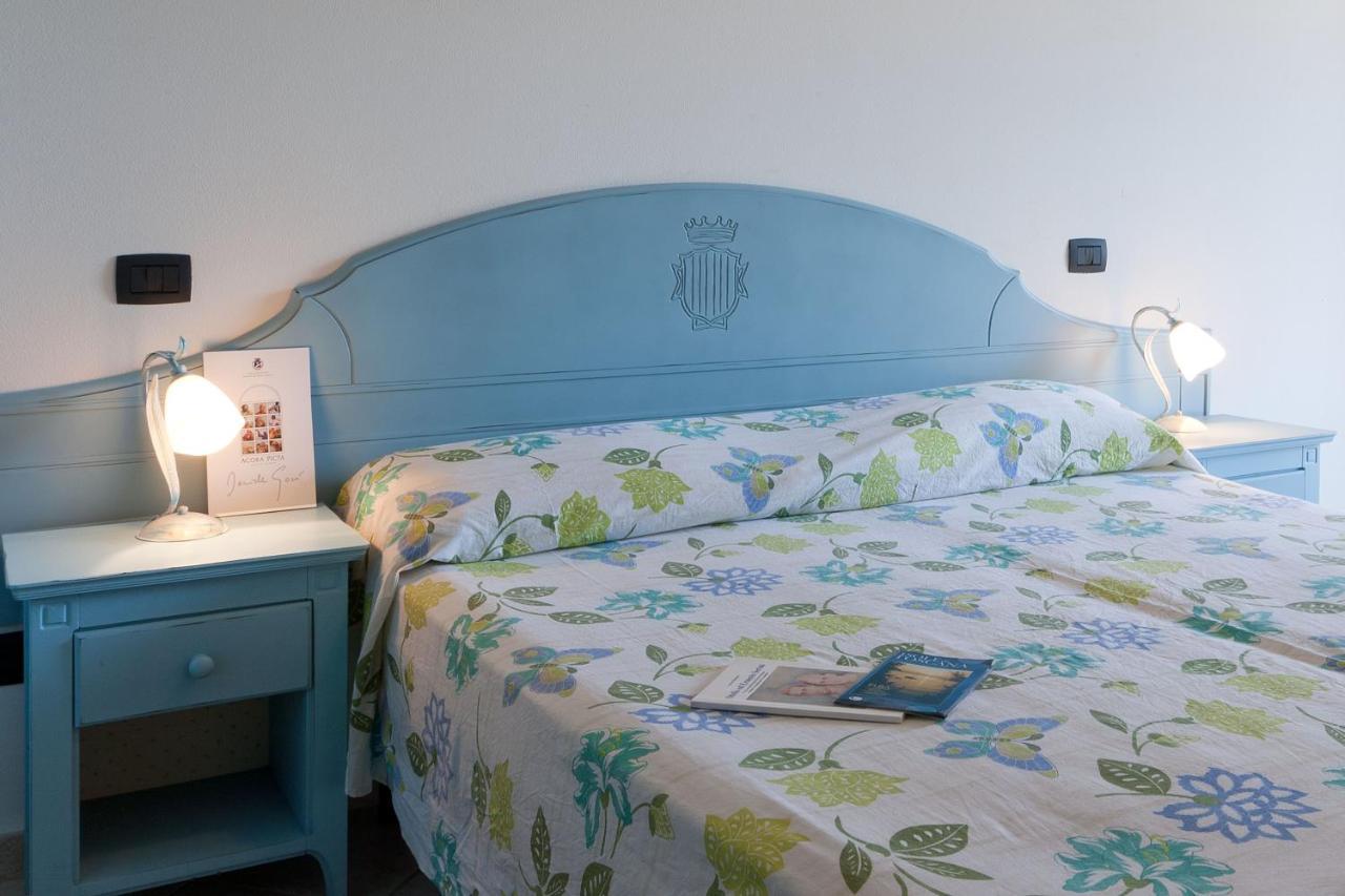 Le Residenze Di Santa Costanza - Mirto/Corbezzolo Aparthotel Сан Винченцо Екстериор снимка