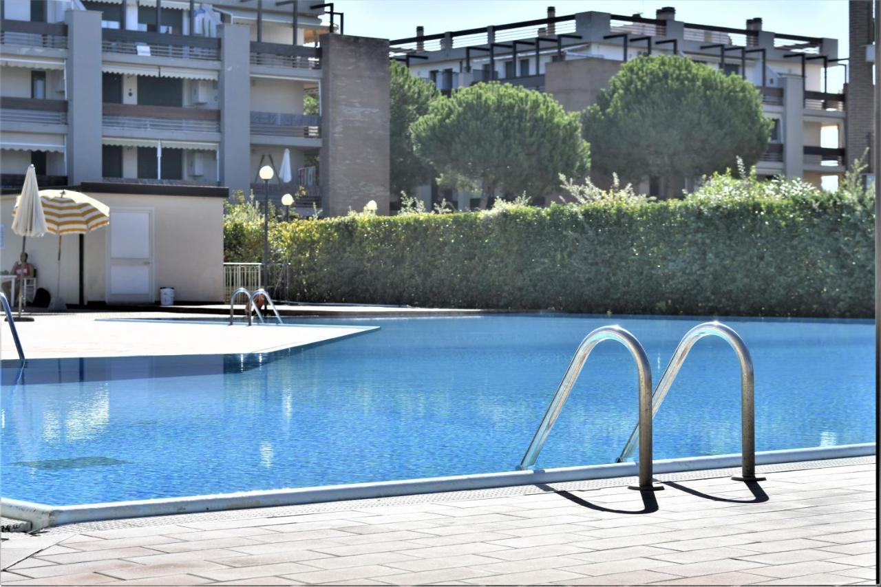 Le Residenze Di Santa Costanza - Mirto/Corbezzolo Aparthotel Сан Винченцо Екстериор снимка
